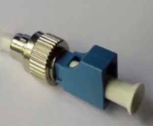 Hybrid FC/UPC to LC/UPC Attenuator การแก้ไขที่สมบูรณ์แบบสําหรับเครือข่ายไฟเบอร์ออปติก