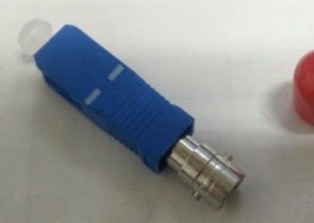 ไฮบริด SC/UPC เป็น ST/UPC Attenuator การแก้ไขสุดยอดสําหรับการเชื่อมต่อไฟเบอร์ออปติก